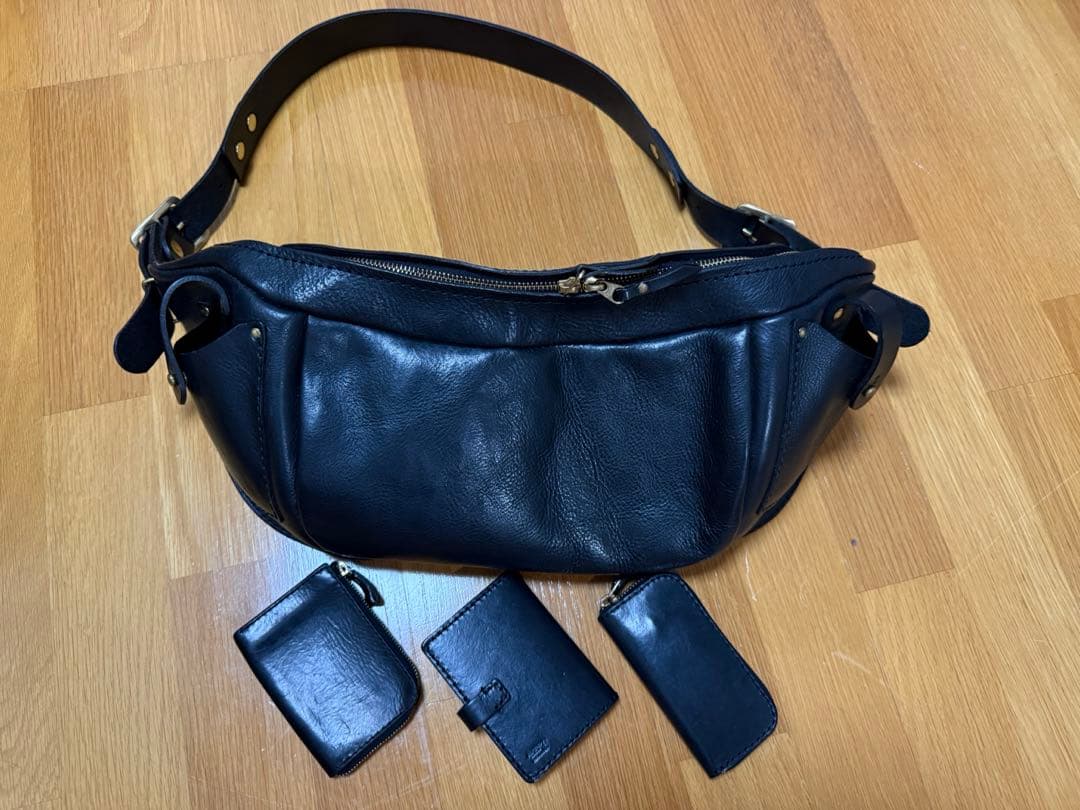 r*o様 HERZ ボディバック