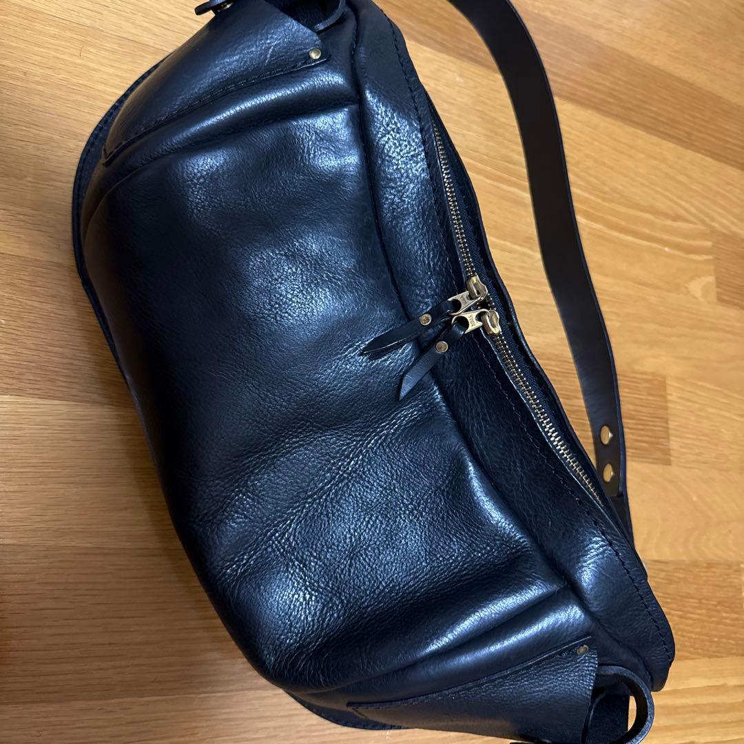 r*o様 HERZ ボディバック