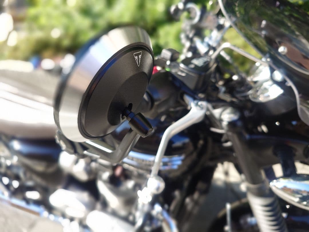 【新品 未使用】トライアンフ バーエンドミラー