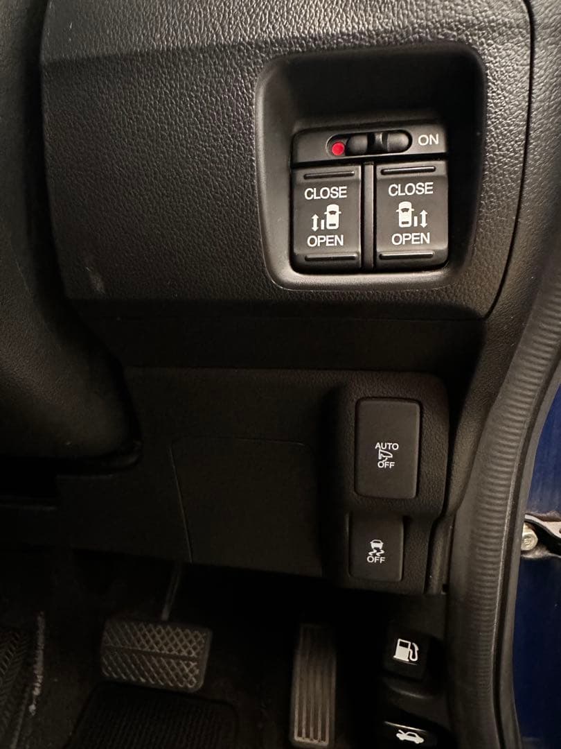 ホンダN-BOXカスタムG・ターボLパッケージ⭐️28年⭐️綺麗‼️車検2年付き‼️