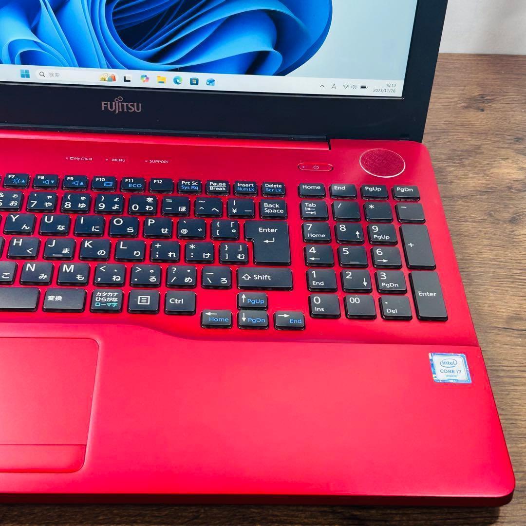 高速SSD512GB/16GB/corei7 富士通ノートパソコン 動画画像編集