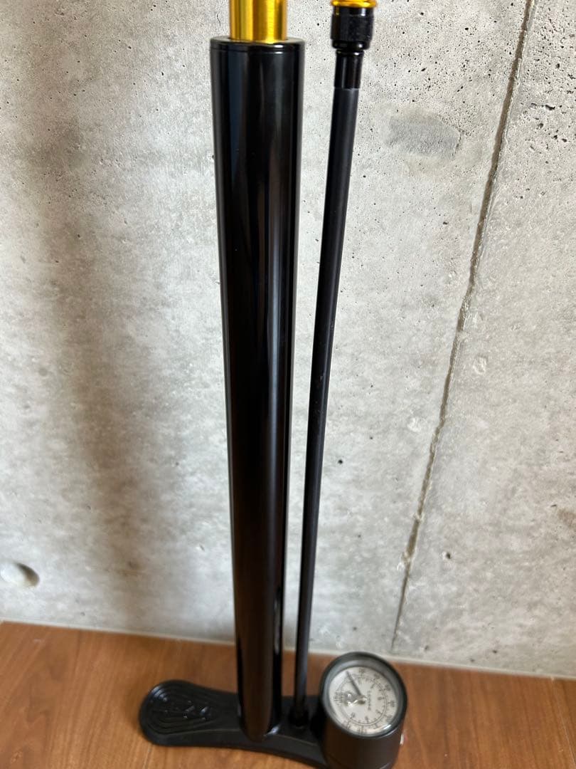 LEZYNE TRAVEL FLOOR DRIVE フロアポンプ