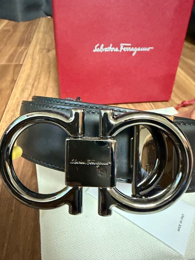 Salvatore Ferragamo フェラガモ　ブラック ベルト新品