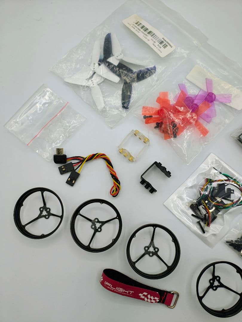 ホビーラジコンドローン アナログ 4機セット その他予備パーツなど