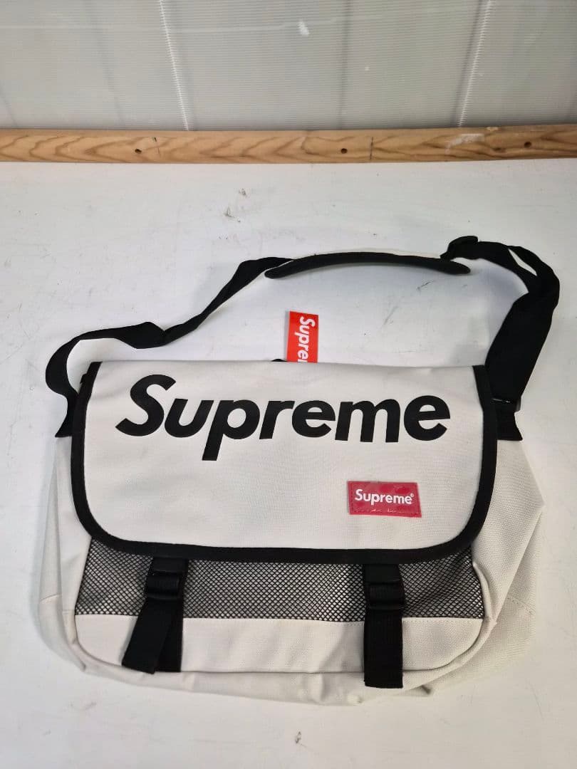 Supreme メッセンジャーバッグ ホワイト 未使用