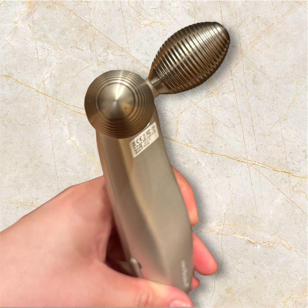 【美品】medicube AGE-R Derma EMS Shot 美顔器