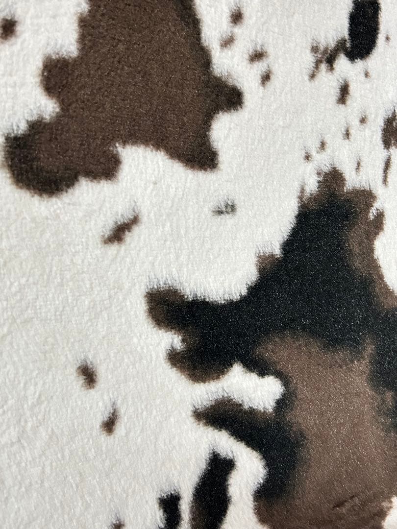 m*i様 【美品】Francfranc フランフラン カーフ ラグ 牛柄 200