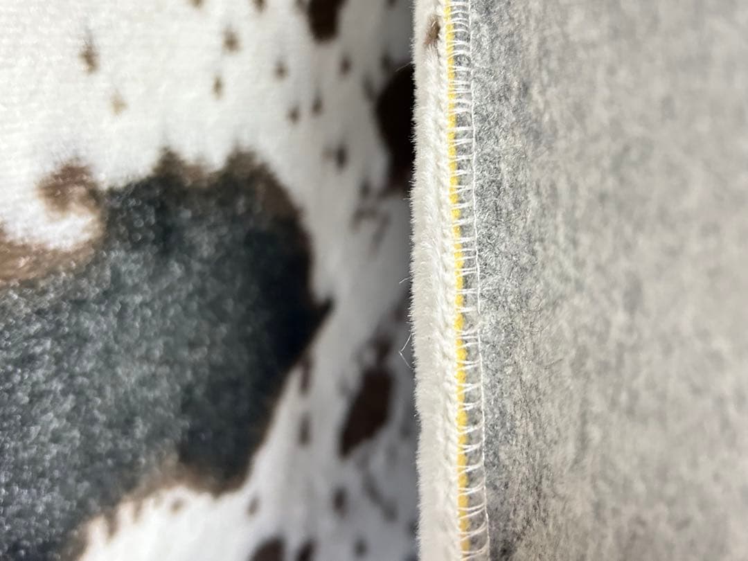 m*i様 【美品】Francfranc フランフラン カーフ ラグ 牛柄 200