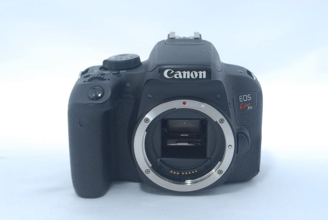 人気⭐️Canon EOS Kiss X9i スマホ転送 高画質 バリアングル液晶