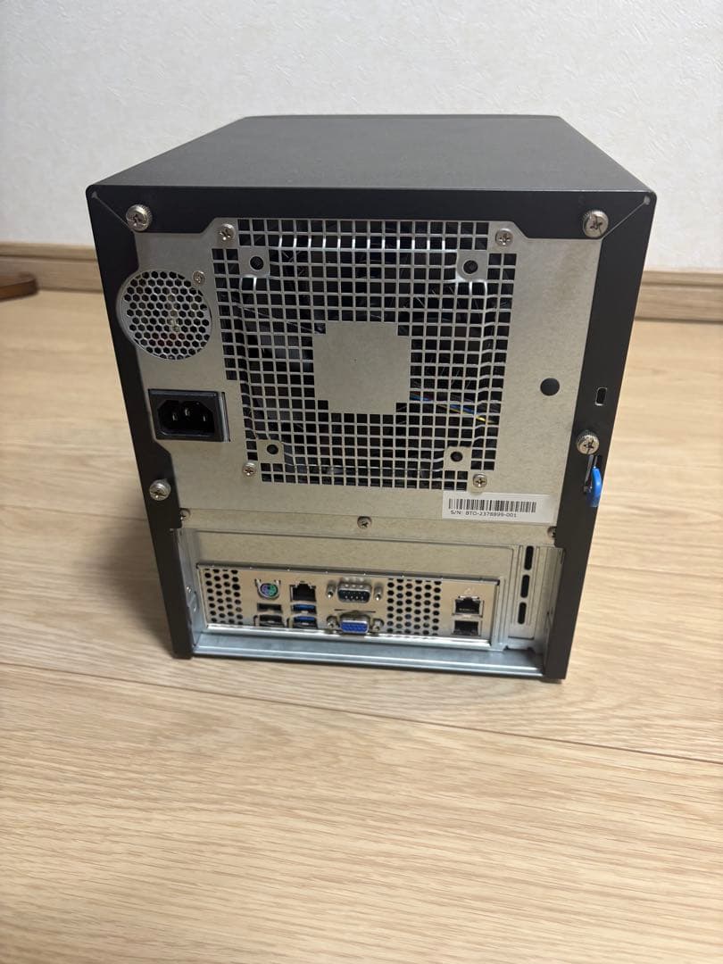 NAS素体 Xeon E3-1270 v6 32GB(ECC)