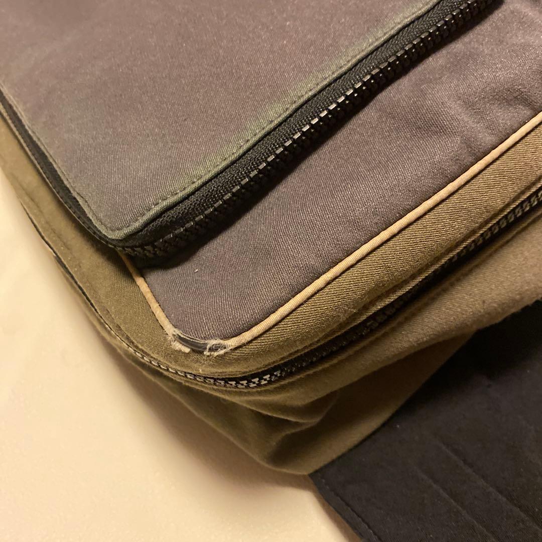 MIU MIU ボディバッグ