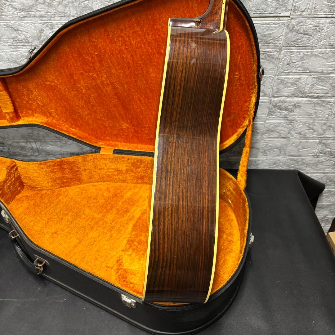 872　ヤマハ　1970年代　黒ラベル　アコースティックギター　ハードケース付き