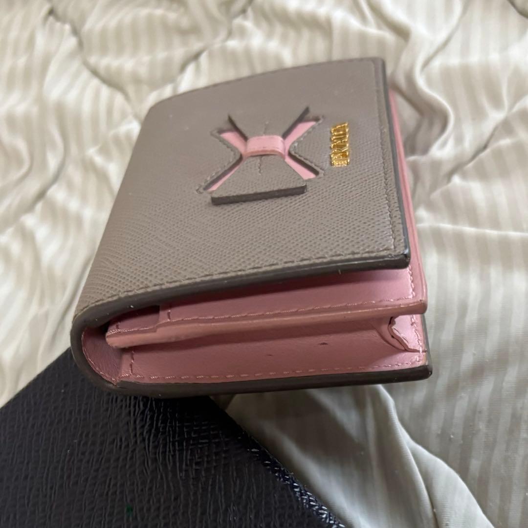 【匿名配送】PRADA 名刺入れ 証明書付