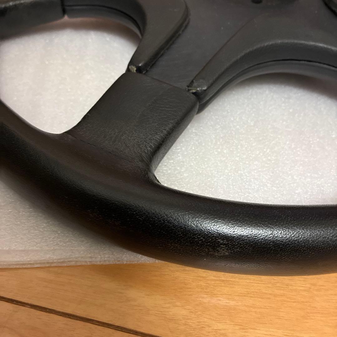 MOMO モモギブリ4 ステアリング 直径約35㎝