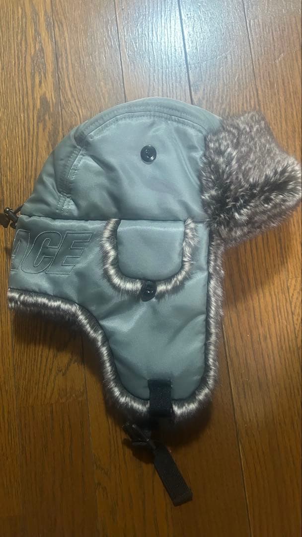 ［完売品］PALACE パレス　フライトキャップ　リバーシブル