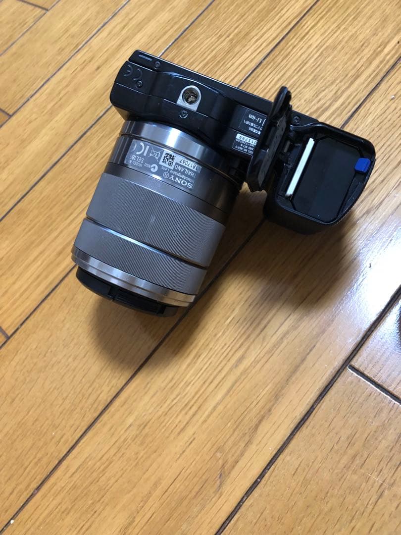 ソニーミラーレス一眼カメラ NEX-5 ダブルレンズキット