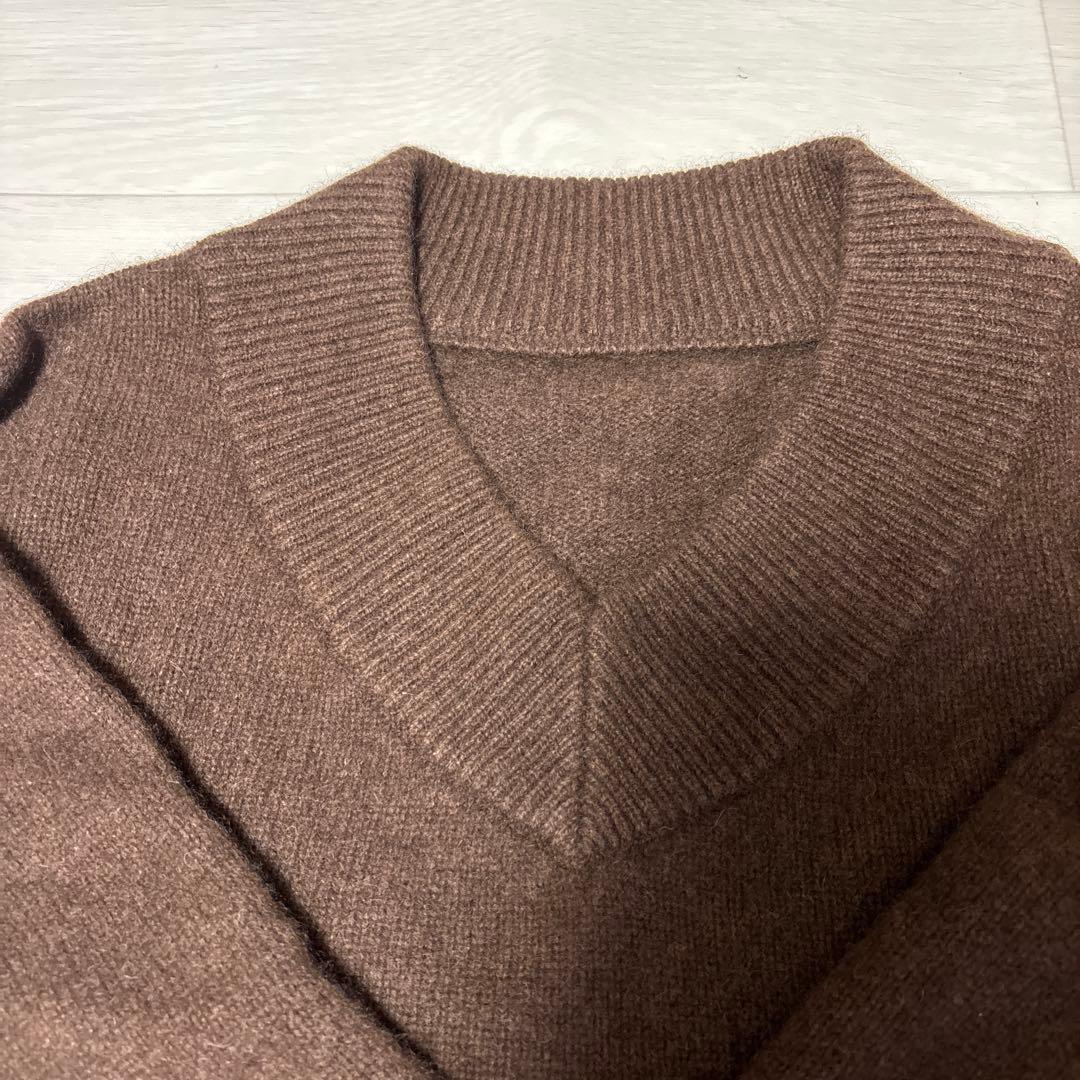 noble YAKワイドVネックニット