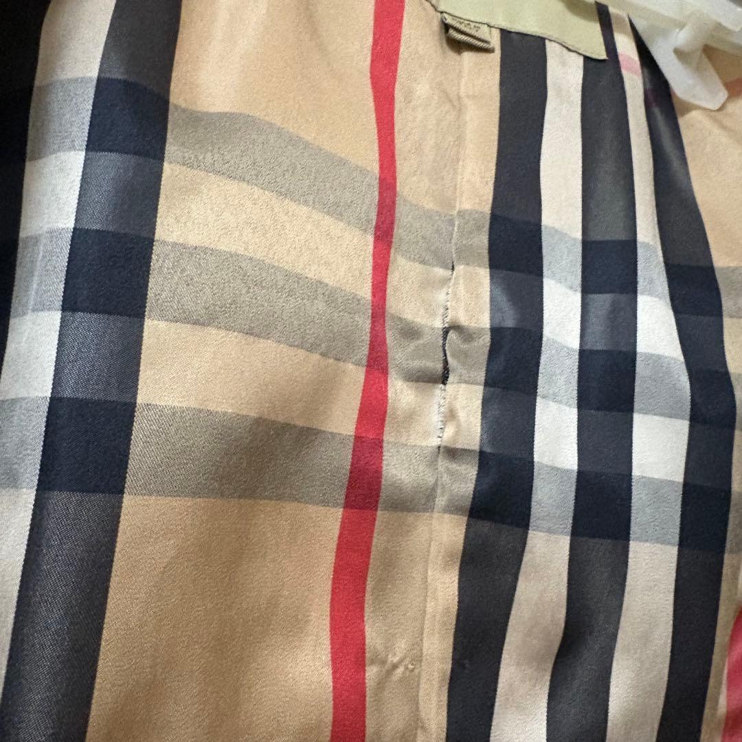 バーバリー　ダウンジャケット コート フード　ベルト付き　黒 M