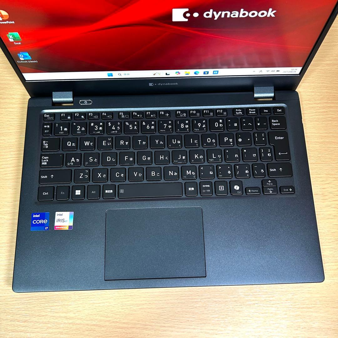 東芝 TOSHIBA dynabook G83/LY i7 512GB 16GB
