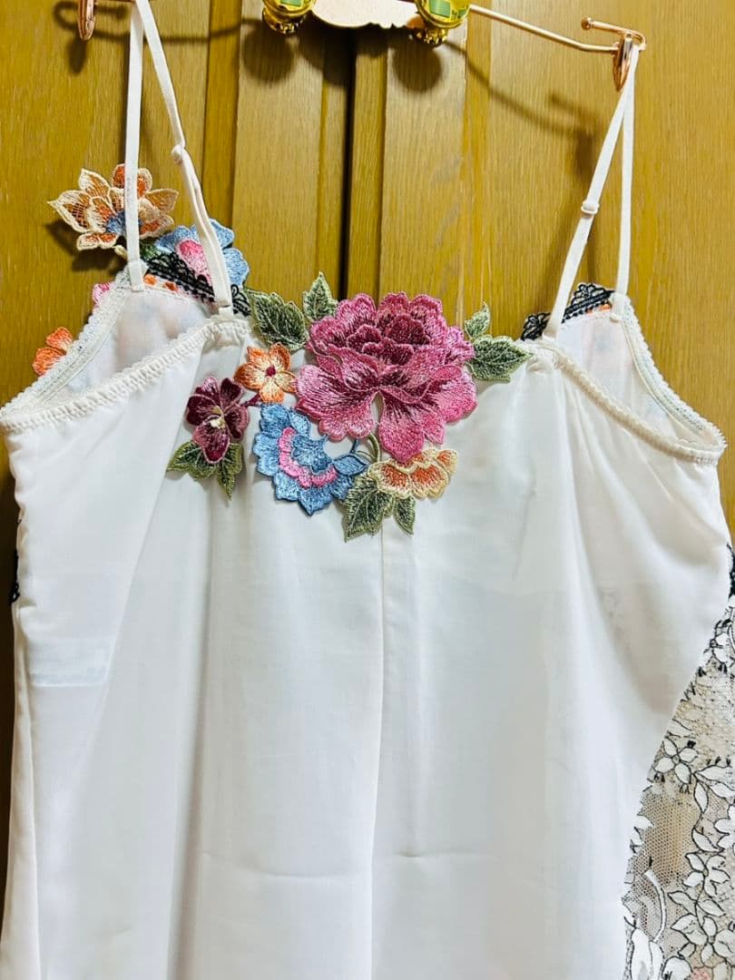 ワコール サルート店舗限定59G フォークロア スリップ M-85 PI 新品