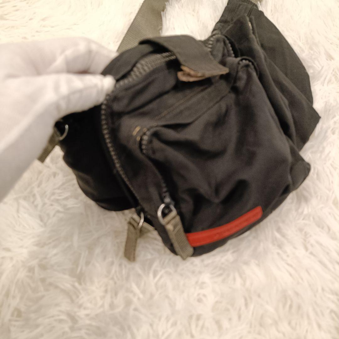 PRADA✨　 ボディバッグ・ウエストポーチ 黒　ブラック