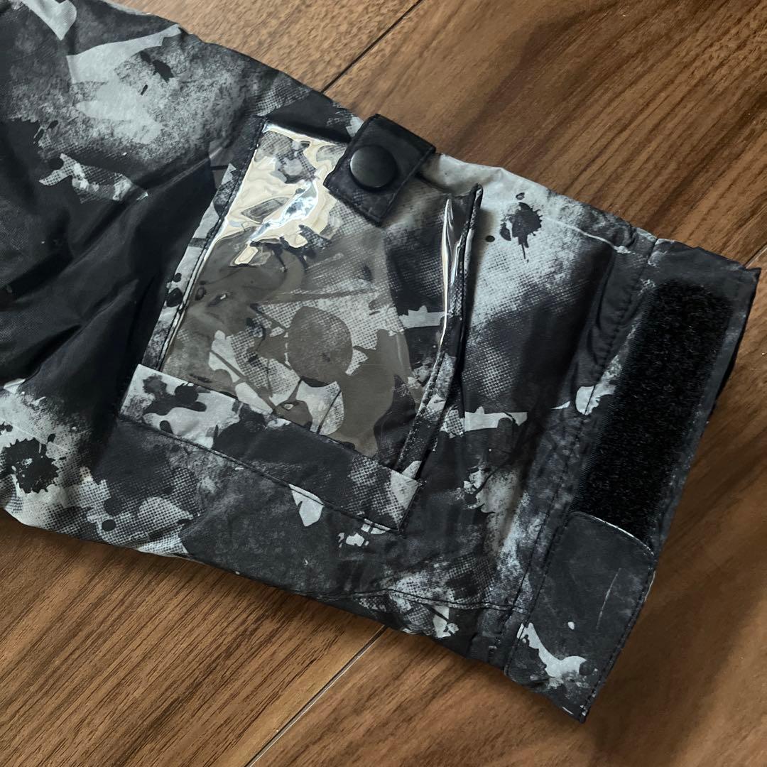 スキースノーボードウェア ブラック/ホワイト迷彩　M