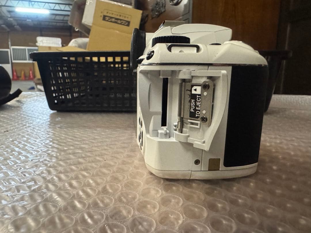 H PENTAX K-x ホワイト デジタル一眼レフカメラ 動作未確認