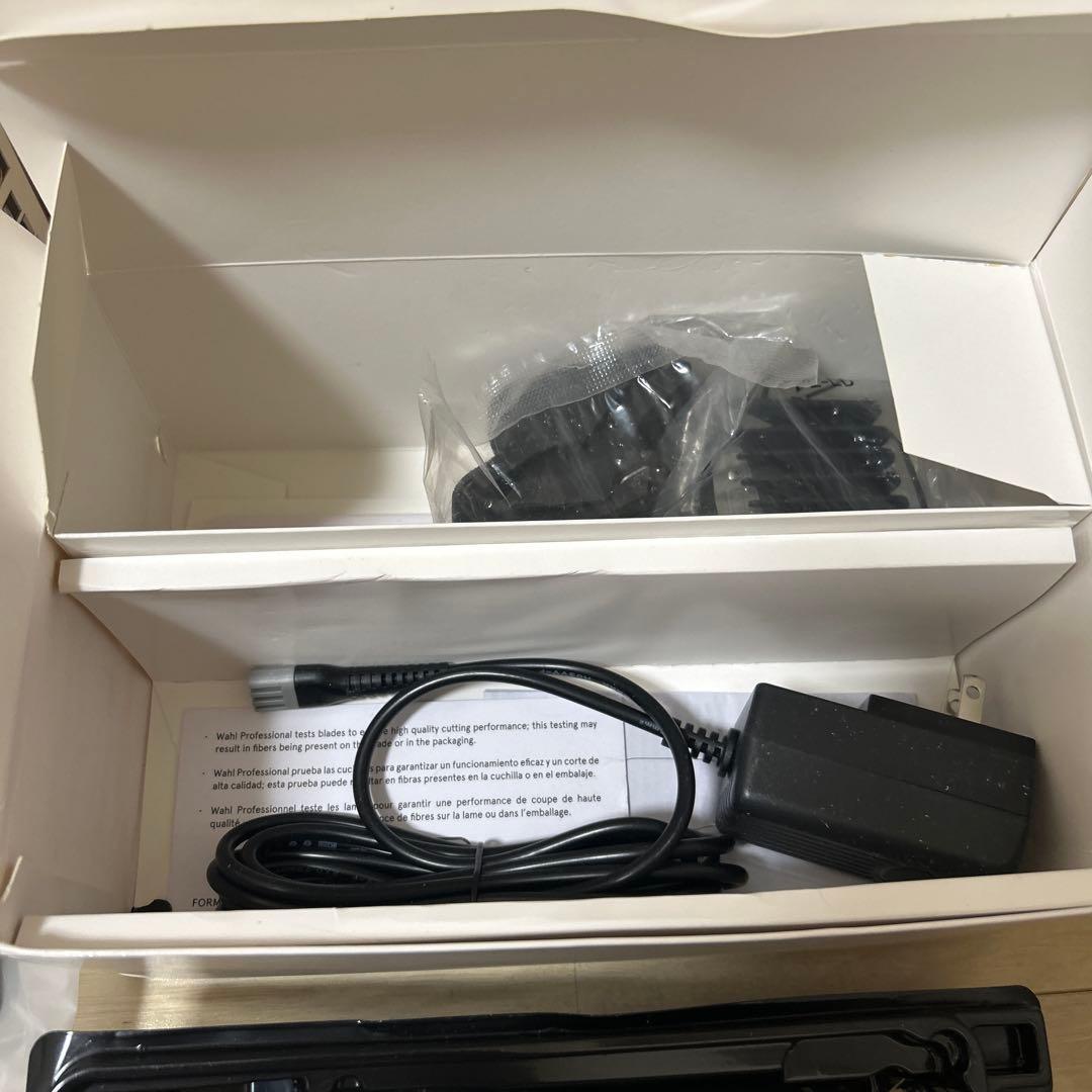 未使用品WahlProfessional5スターコードレスマジックメタルクリッパ