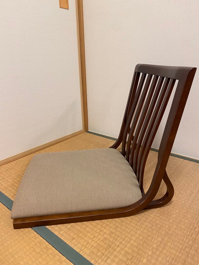 未使用　IDC大塚家具 座椅子　二脚　秋田木工