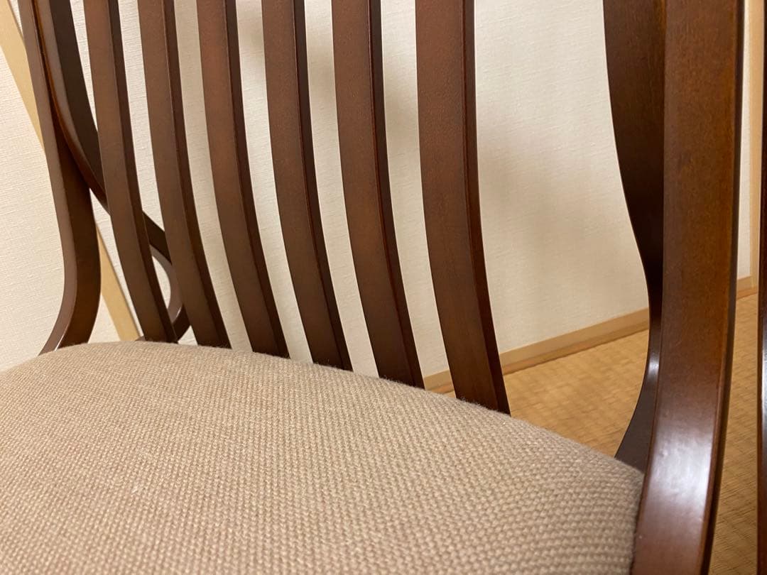 未使用　IDC大塚家具 座椅子　二脚　秋田木工