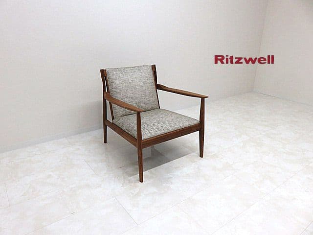 展示品 リッツウェル クロード1601 ウォールナット無垢材 イージーチェア