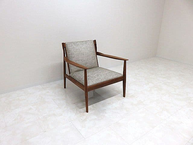 展示品 リッツウェル クロード1601 ウォールナット無垢材 イージーチェア