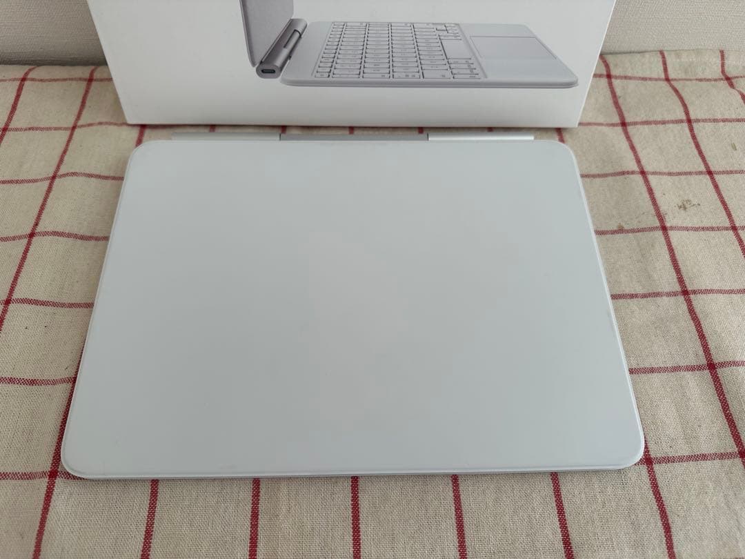 11インチiPad Air(M3)用 Magic Keyboard 日本語