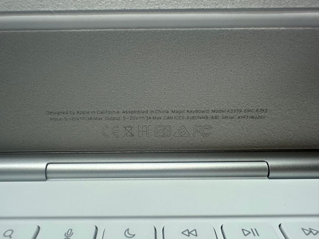 11インチiPad Air(M3)用 Magic Keyboard 日本語