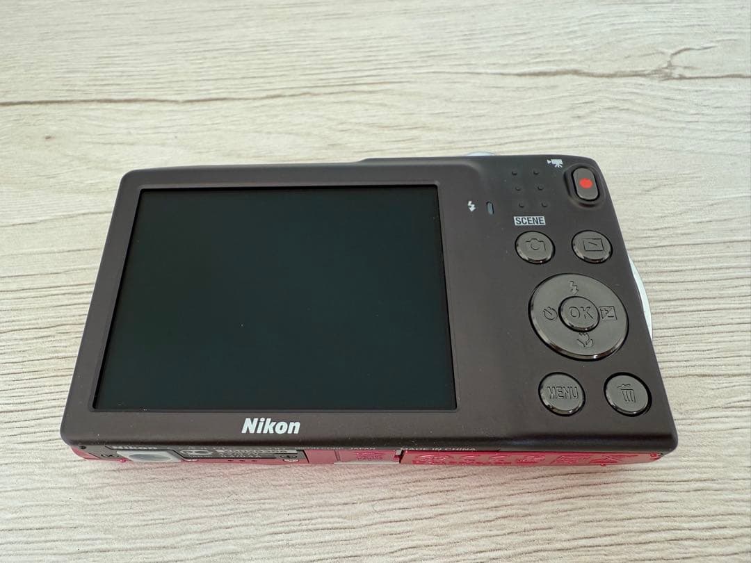♡【美品】Nikon COOLPIX S3300 ストロベリーピンク