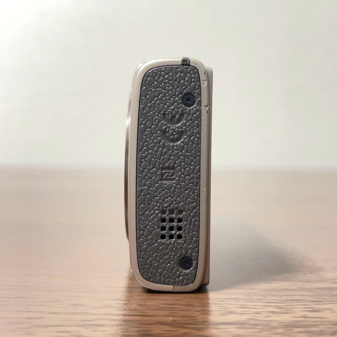 【極美品】 Canon IXY650 純正充電器 純正バッテリー ストラップ付き