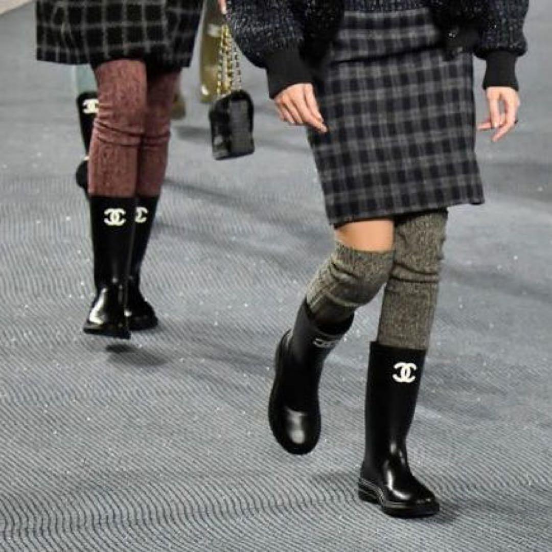 ブラックピンクジェニ着用CHANEL レインブーツブラック 38サイズ