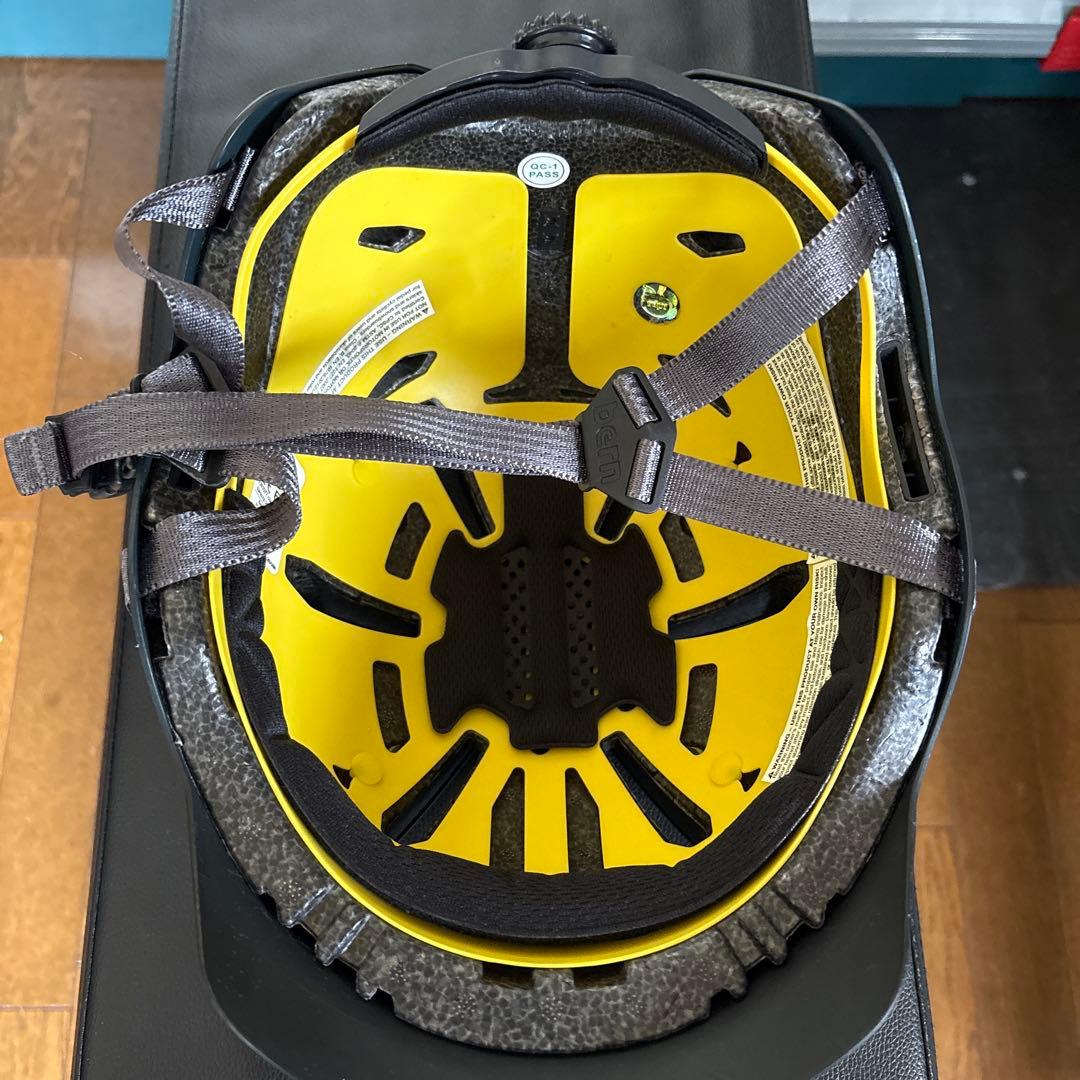 スケートボード BERN WATTS 2.0 MIPS