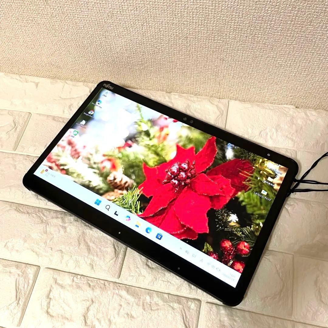 【即使用OK】タブレットPC i3-第10世代 SSD Office 富士通