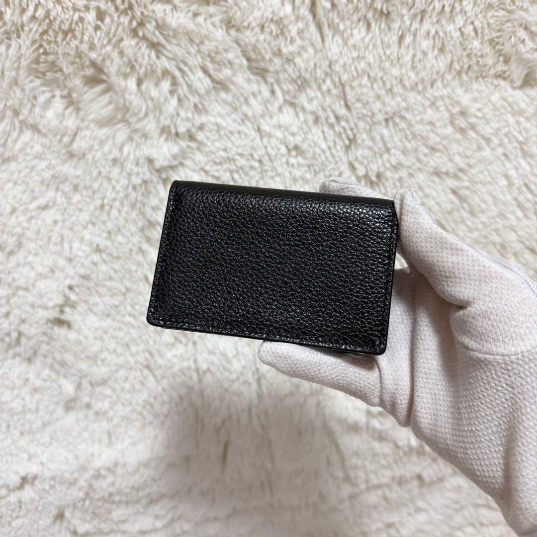 【極美品】TOD'S 名刺入れ　型押しロゴ マルチカラー