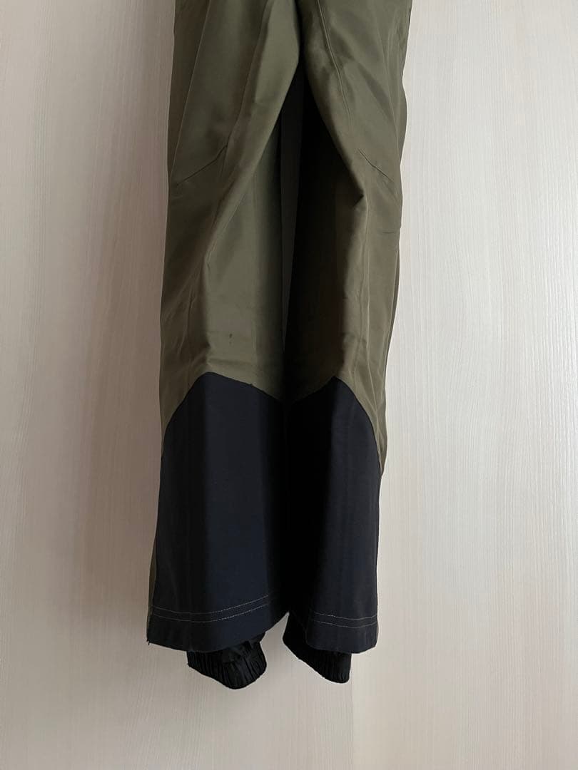 MOUNTAIN HARDWEAR BIB pants Lサイズ