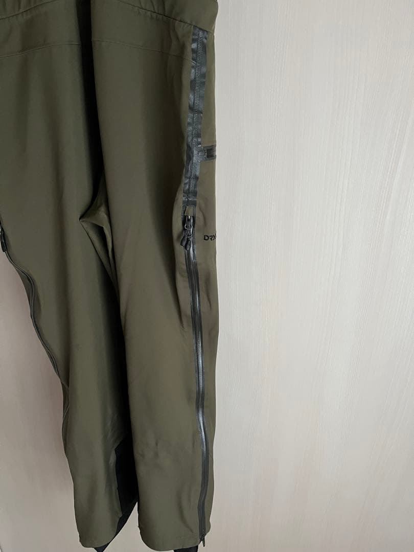 MOUNTAIN HARDWEAR BIB pants Lサイズ