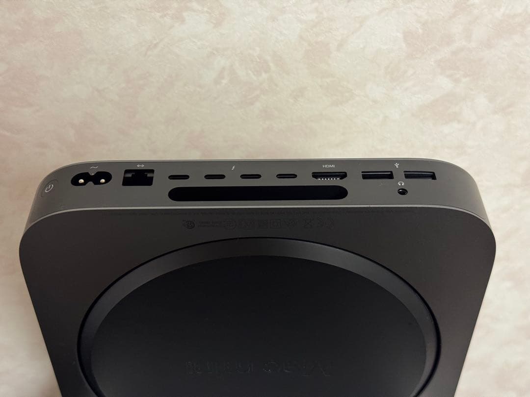 Macデスクトップ Mac mini 2018 | i3 | 16GB | 512GB