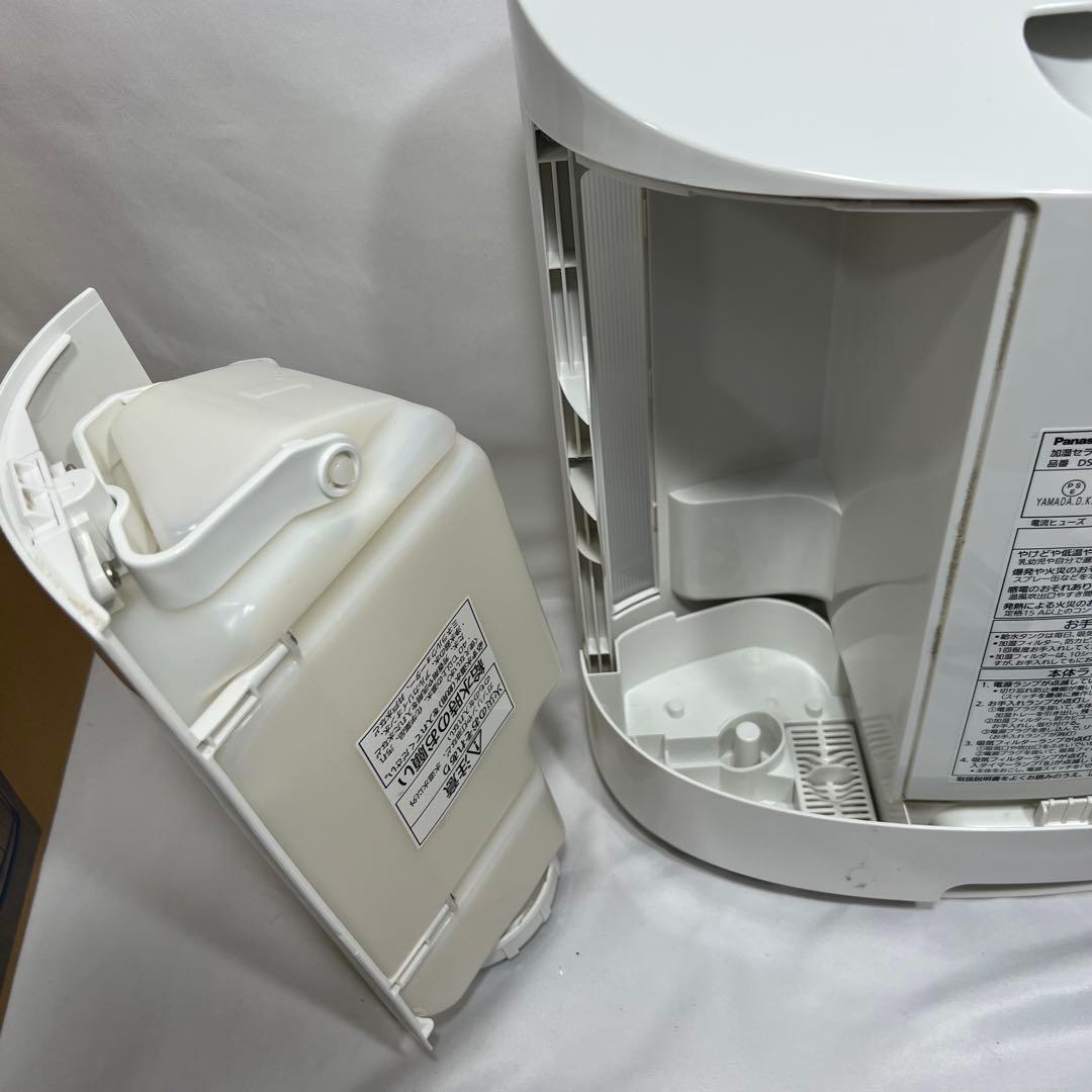 Panasonic 加湿　セラミック　ファンヒーター DS-FKX1205-W