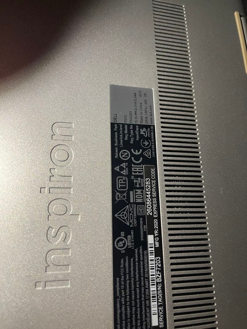 DELL Inspiron タッチスクリーン ノートPC