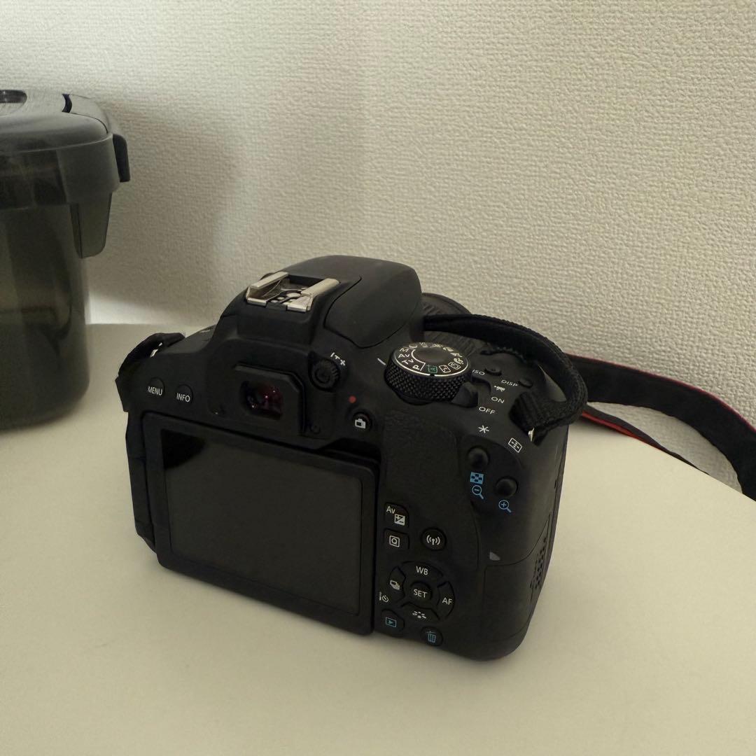 Canon EOS Kiss X9i ダブルズームキット