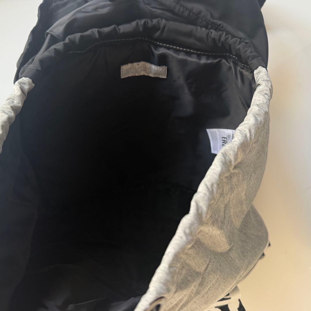 ステラマッカートニー　キッズ　リュック　ロゴ