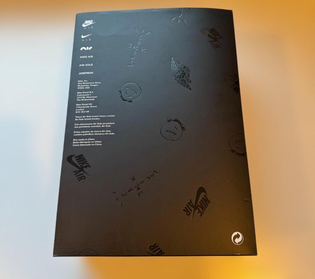 ナイキ x トラヴィス・スコット \"ブラック ファントム\" 26センチ