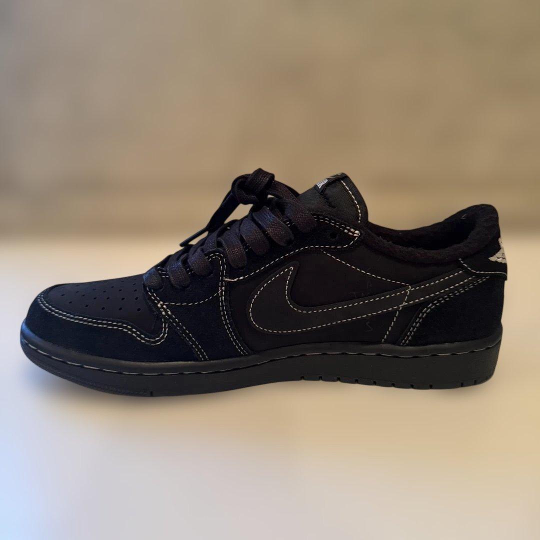 ナイキ x トラヴィス・スコット \"ブラック ファントム\" 26センチ