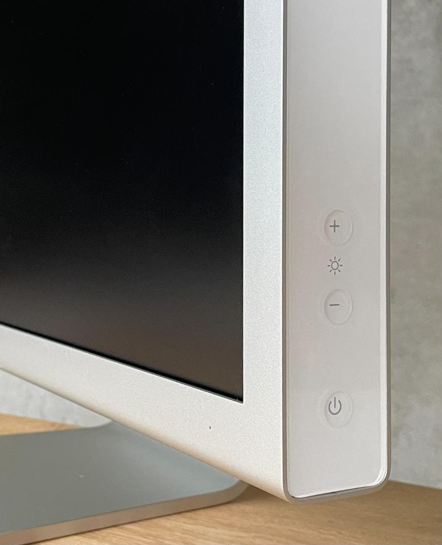 30インチ Apple Cinema HD Display シネマディスプレイ